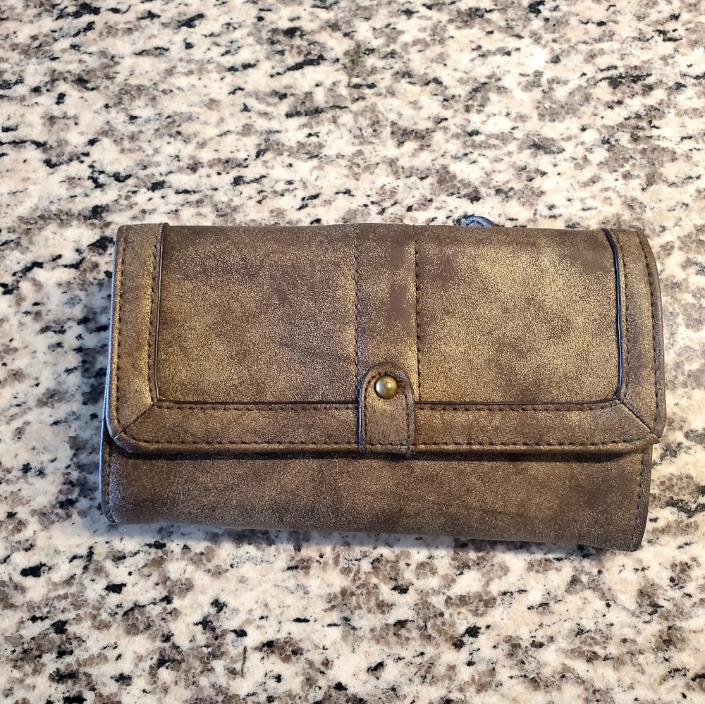 Bronze finish clutch